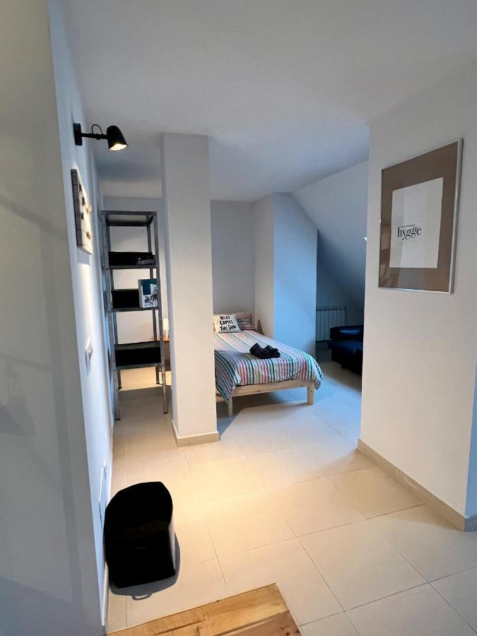 Appartement Atico Camino Santiago: El Comienzo Perfecto à Sarria Extérieur photo